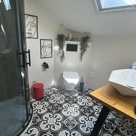 Lambrina Boutique Апартаменты *