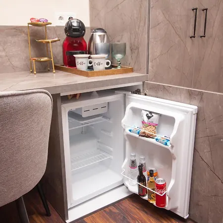 Апартаменты Lambrina Boutique *