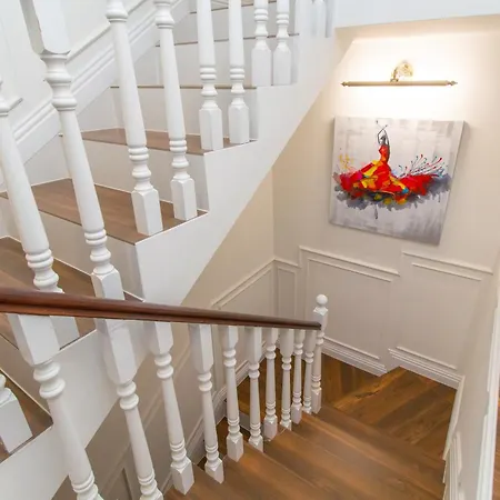 Апартаменты Lambrina Boutique