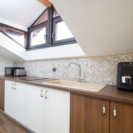 Lambrina Boutique Апартаменты *