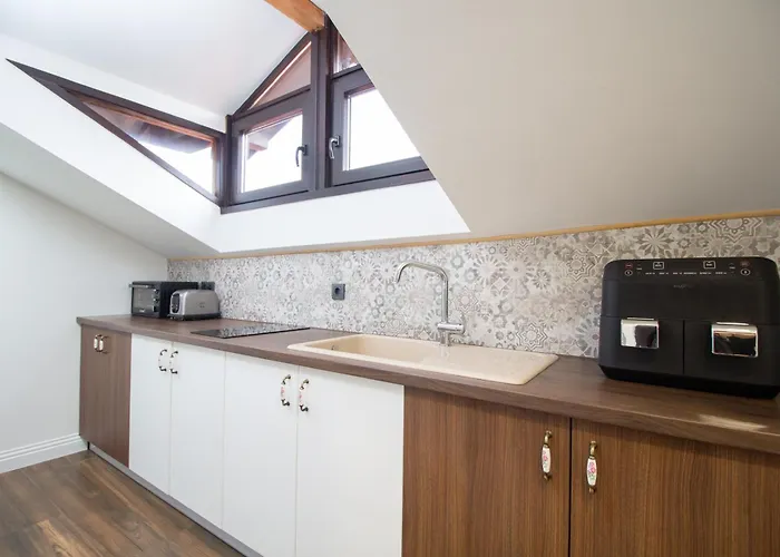 Lambrina Boutique Apartment *